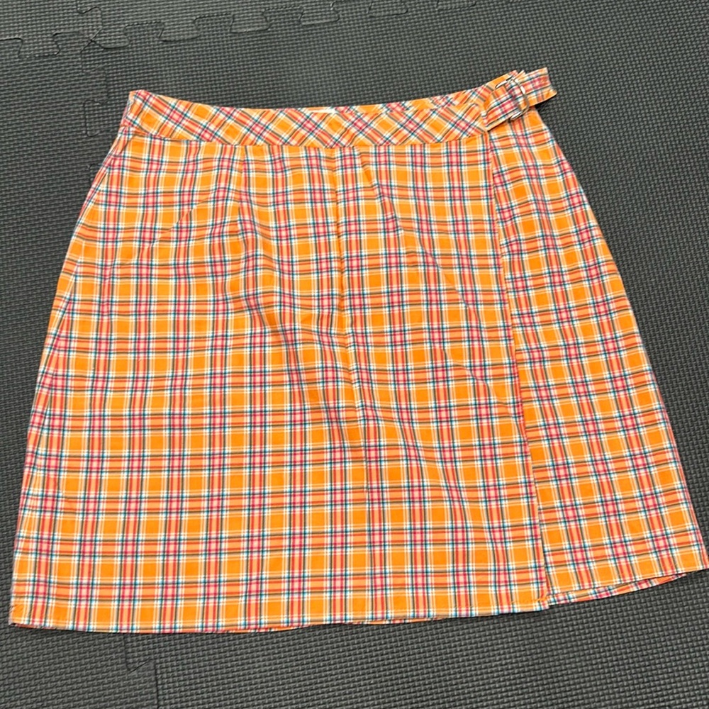 GAP orang print wrap mini skirt size 4